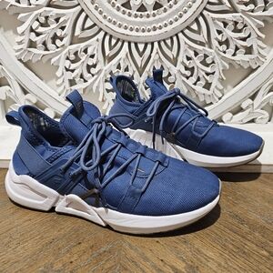 Fabletics Womens Blue Athletic Shoes Size 8